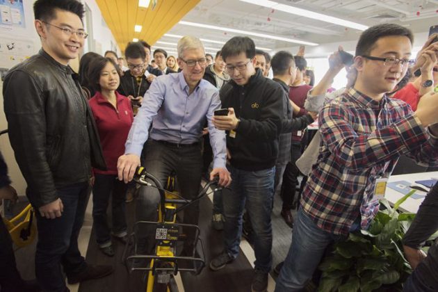 Tim Cook in Cina: “Pianteremo le nostre radici anche qui”