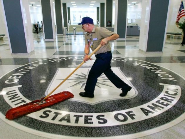 La CIA spia davvero i nostri dispositivi Apple?