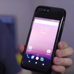 Eye, la custodia che porta Android su iPhone!