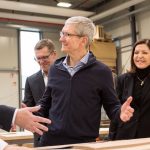 Tim Cook: “Punteremo sempre di più su prodotti ‘pro’, grande successo per gli AidPods”