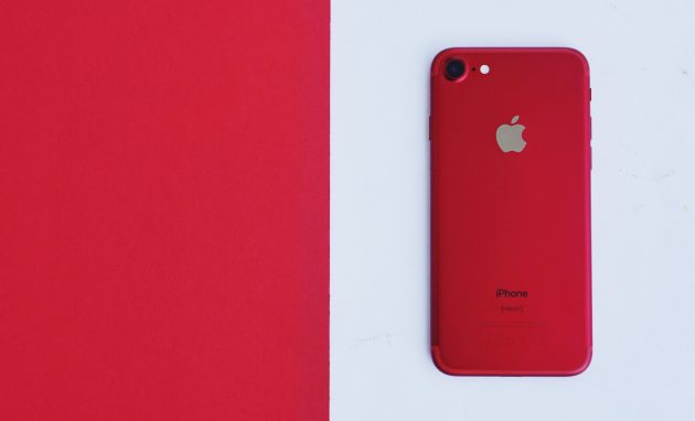 iPhone 7 (Product) RED: considerazioni e consigli su come proteggerlo – VIDEO