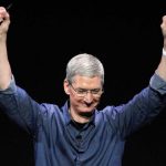 Apple Watch, Tim Cook sta testando un accessorio per misurare il glucosio nel sangue – Rumor