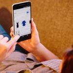Gli utenti online da smartphone e tablet superano per la prima quelli desktop