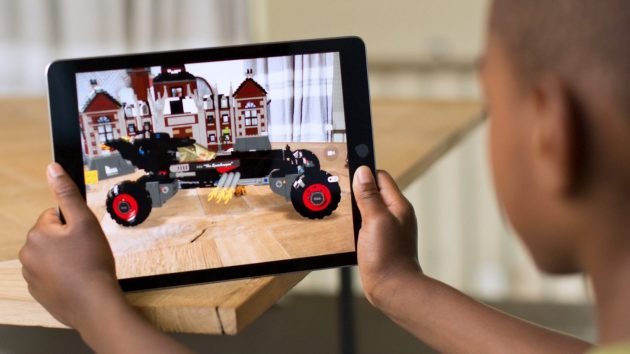 Greg Joswiak: “L’adozione di ARKit è sorprendente!”