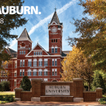 Tim Cook compare negli spot della Auburn University