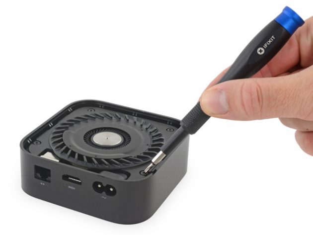 iFixit smonta la Apple TV 4K