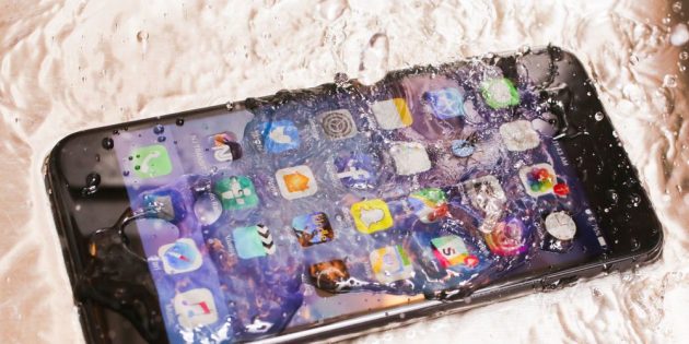 Apple ripara gratuitamente gli iPhone danneggiati dall’uragano Harvey