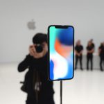 Apple e il cambio di rotta, tanti youtubers provano in anteprima l’iPhone X