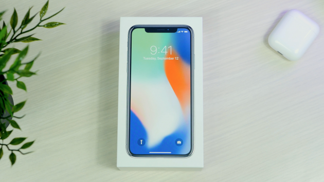 iPhone X: ecco il nostro UNBOXING! – VIDEO