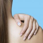 Da L’Oreal arriva il sensore UV che si incolla alle unghie – CES 2018