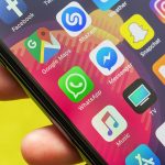 Il co-founder di WhatsApp consiglia di cancellare Facebook dalle vostre vite