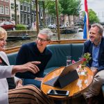 Tim Cook incontra l’iPhoneographer Annet de Graaf ad Amsterdam