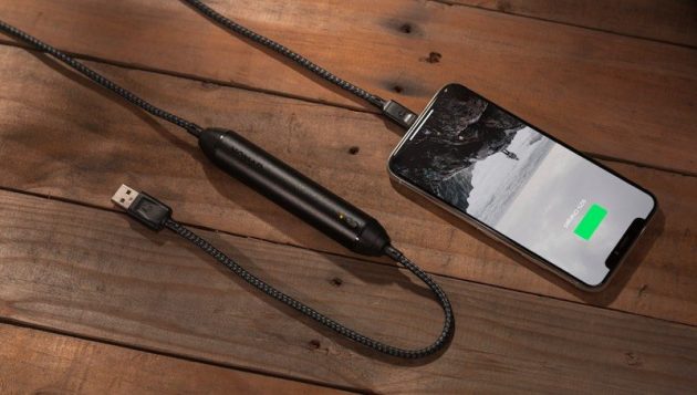 Nomad lancia il cavo Lightning con batteria integrata per iPhone