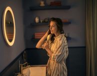 Philips presenta lo specchio da bagno della linea smart Hue