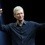 Mille miliardi di dollari, Tim Cook ringrazia i dipendenti: “Ma non è questa la misura del nostro successo”