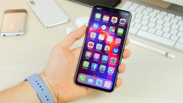 iPhone XS Max: la RECENSIONE dopo 24 ORE! – VIDEO