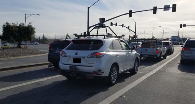 Apple Car: primo incidente a guida autonoma a Cupertino