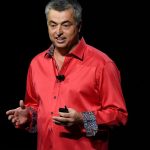 Eddy Cue, un leader rispettato (che a volte dorme durante i meeting…)
