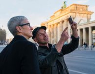 Tim Cook a Parigi e Berlino prima dell’evento di Bruxelles dedicato alla privacy