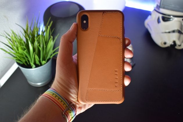 Mujjo Wallet Case, l’eleganza tutta in una cover – RECENSIONE