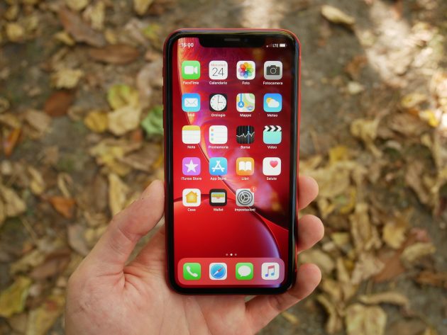 iPhone XR: la nostra gallery fotografica – Product(RED)
