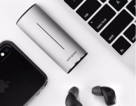 Rockspace EB50, gli auricolari in-ear con case per la ricarica