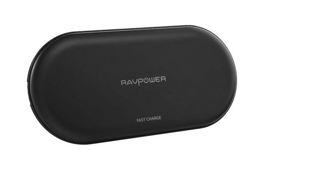 Abbiamo provato il caricatore wireless RavPower a 4 bobine