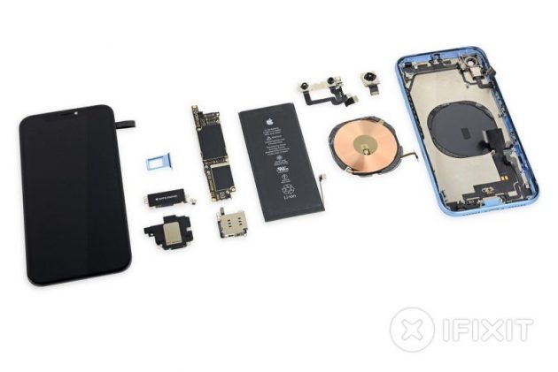 iPhone XR, ecco il teardown di iFixit