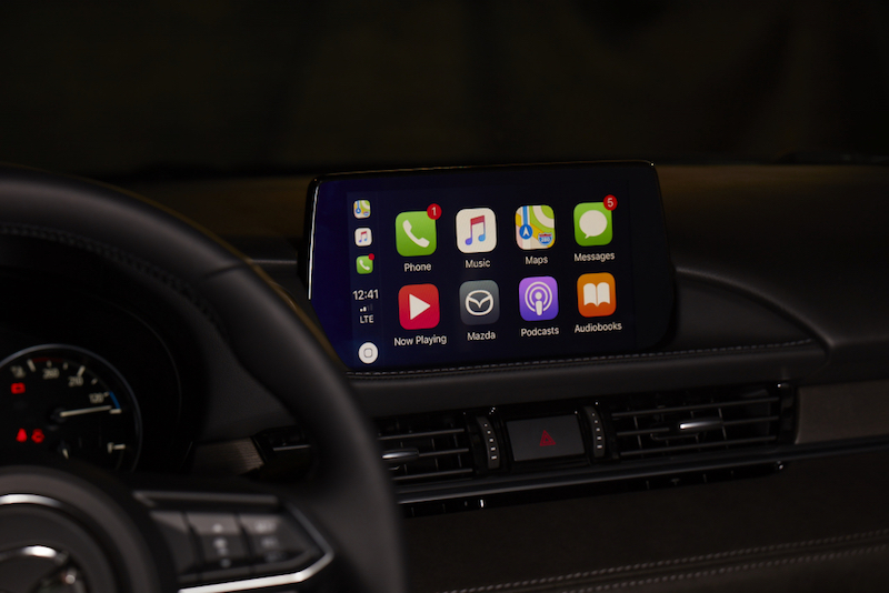 Mazda permette di installare CarPlay aftermarket sui veicoli dal 2014