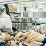 Apple ordinerà più iPhone alla Pegatron per evitare il blocco delle vendite in Cina