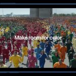 “Color Flood”, il nuovo colorato spot dell’iPhone XR