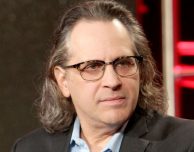 Lo showrunner Jason Katims lascia la Universal TV e sceglie Apple
