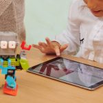 Apple annuncia una collaborazione con Girls Who Code e nuove iniziative per la festa delle donne