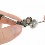 iFixit smonta i nuovi AirPods: “Impossibili da riparare”