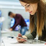 Trasparenza, bocciati 8 operatori mobile su 11