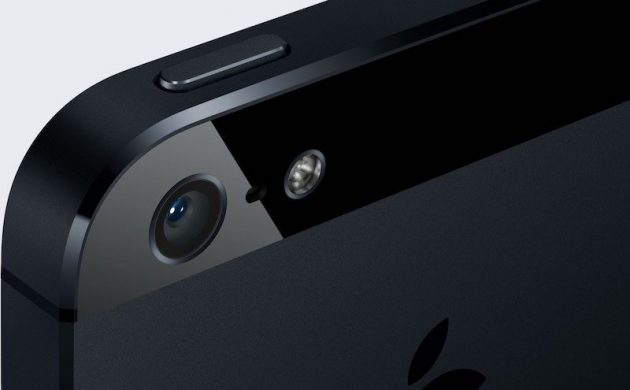 Tasto power difettoso su iPhone 4/4s e iPhone 5: la causa contro Apple inizia ad ottobre