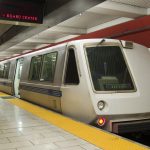 Tanti AirPods persi in metropolitana, a San Francisco hanno uno strumento per recuperarli