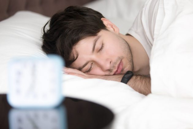 I dispositivi di monitiraggio del sonno aumentano l’insonnia?