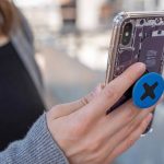 iFixit vi porta all’interno del vostro iPhone con i nuovi case “Insight”