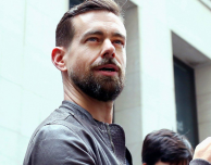 Jack Dorsey, il CEO di Twitter, visita Apple