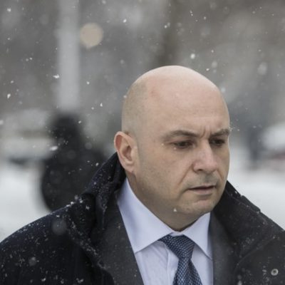 Ex avvocato Apple si dichiara colpevole di insider trading sui titoli AAPL