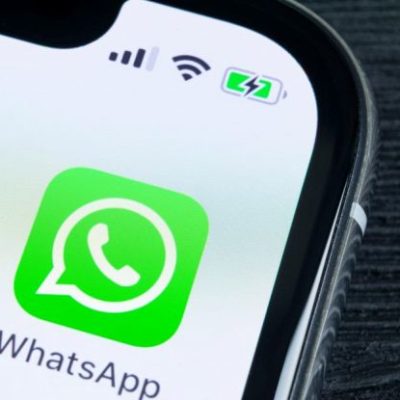 WhatsApp vuole lanciare le reaction ai messaggi