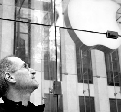 Tim Cook ricorda Steve Jobs a otto anni dalla sua morte