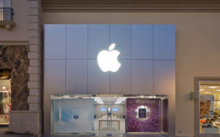 Le entrate di Apple Store aumentano al 31% nel 2019