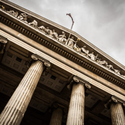 Nuova causa contro Apple: gli iPhone superano i livelli di sicurezza delle radiazioni