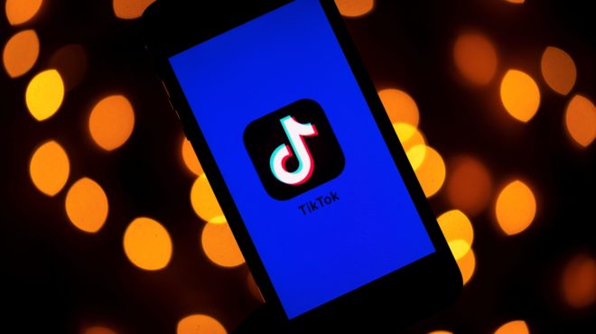 TikTok registra 2 miliardi di download globali