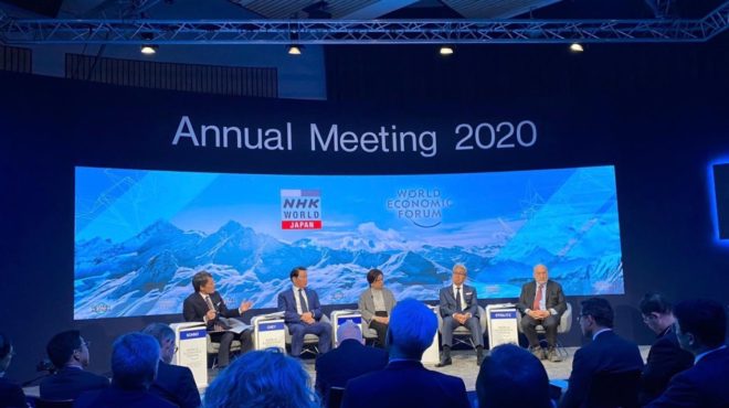 Apple criticata al Forum economico mondiale di Davos