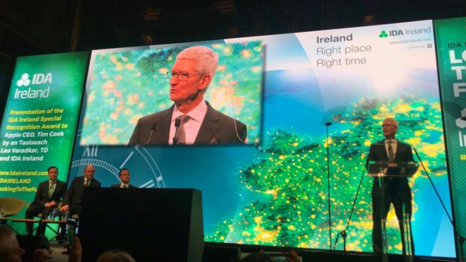Tim Cook e il futuro di Apple tra AR e assistenza sanitaria