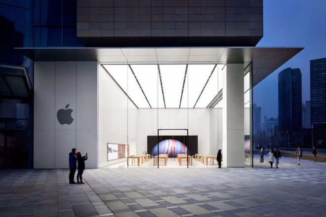 Apple riapre altri 10 store in Cina