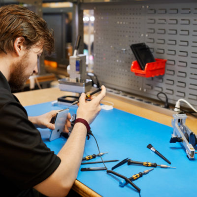 Apple criticata per il suo programma di riparazione indipendente